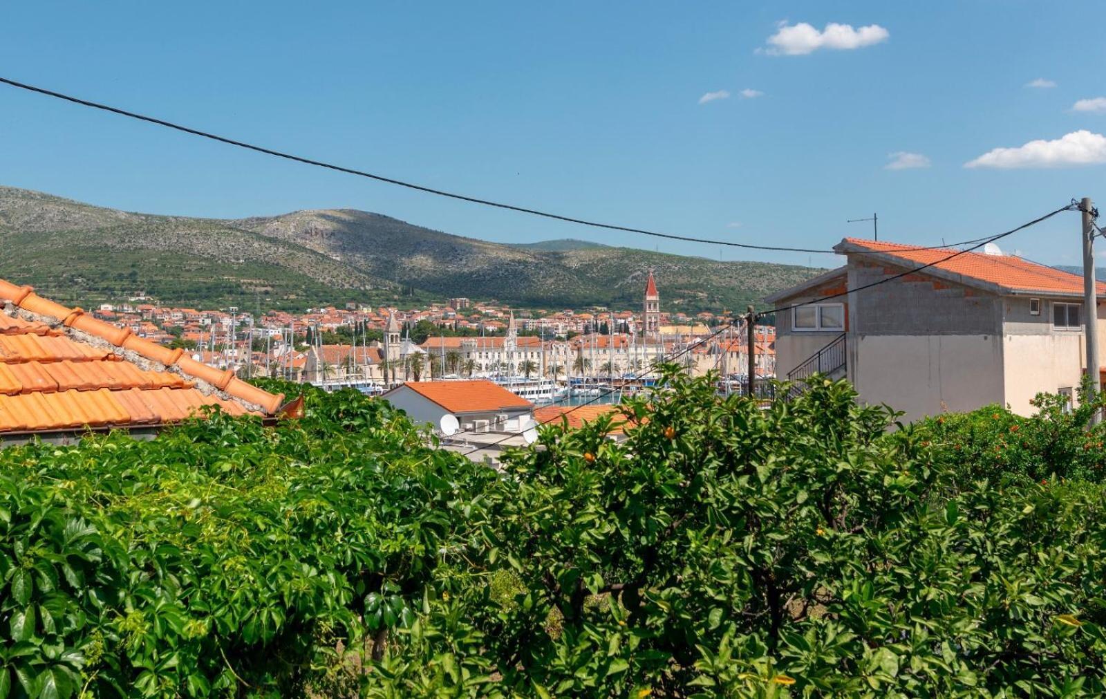 Apartman Karmen Trogir Exteriör bild